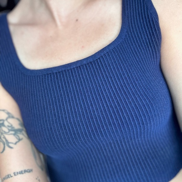 Navy Ribbed Square Neck Crop Top - Picture 3 of 3